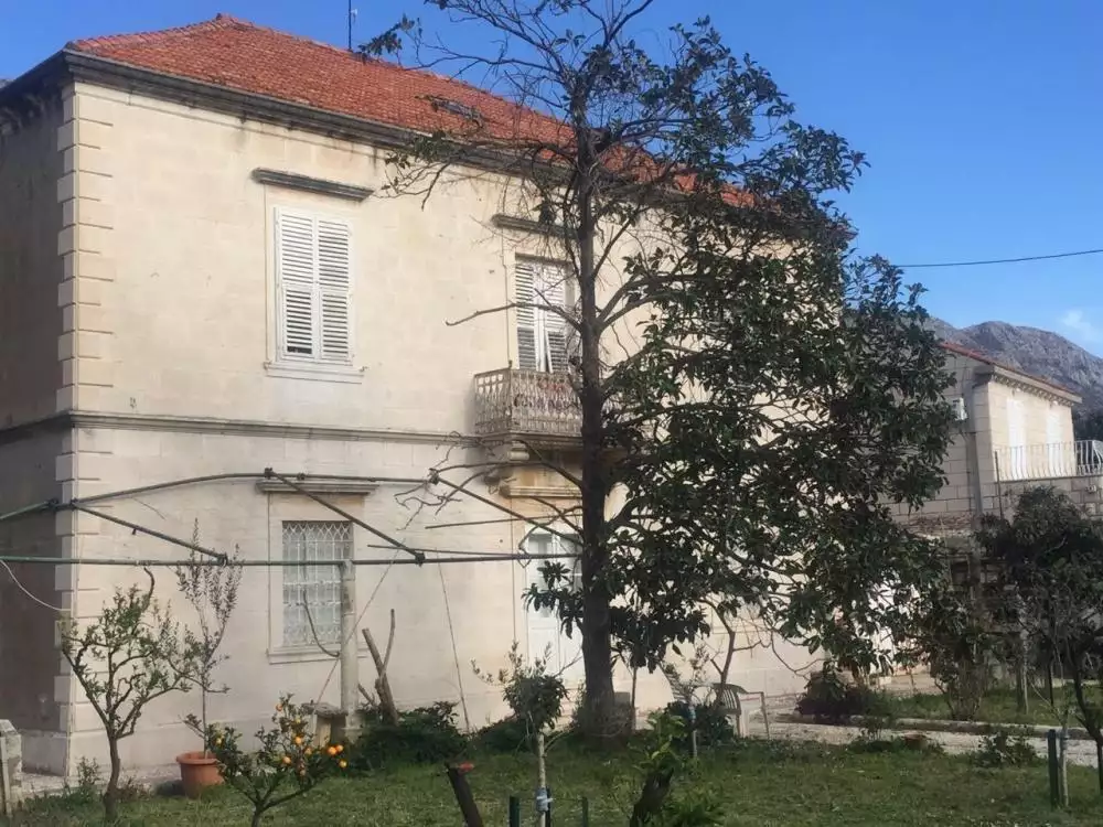 Вилла 250м² в Хорватии, Мокошица. Стоимостью 1300000€ аренда фото-1