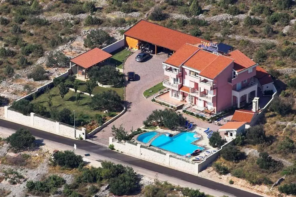 Отель, гостиница 650м² в Хорватии, Примоштен. Стоимостью 2200000€ аренда фото-15