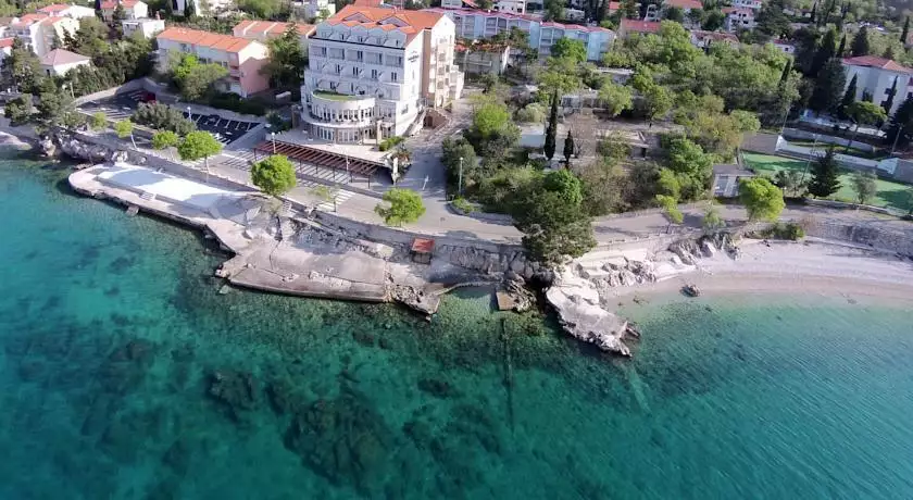 Отель, гостиница 5369м² в Хорватии, Риека. Стоимостью 8000000€ аренда фото-1