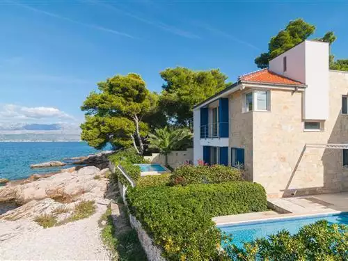 Вилла 230м² в Хорватии, Супетар. Стоимостью 1800000€ аренда фото-16