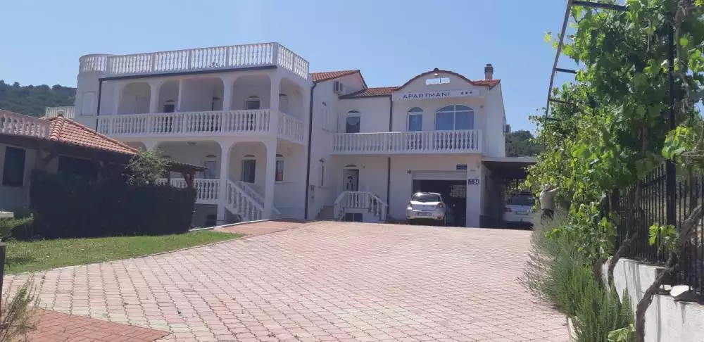 Отель, гостиница 626м² в Хорватии, Слатине. Стоимостью 1450000€ аренда фото-1