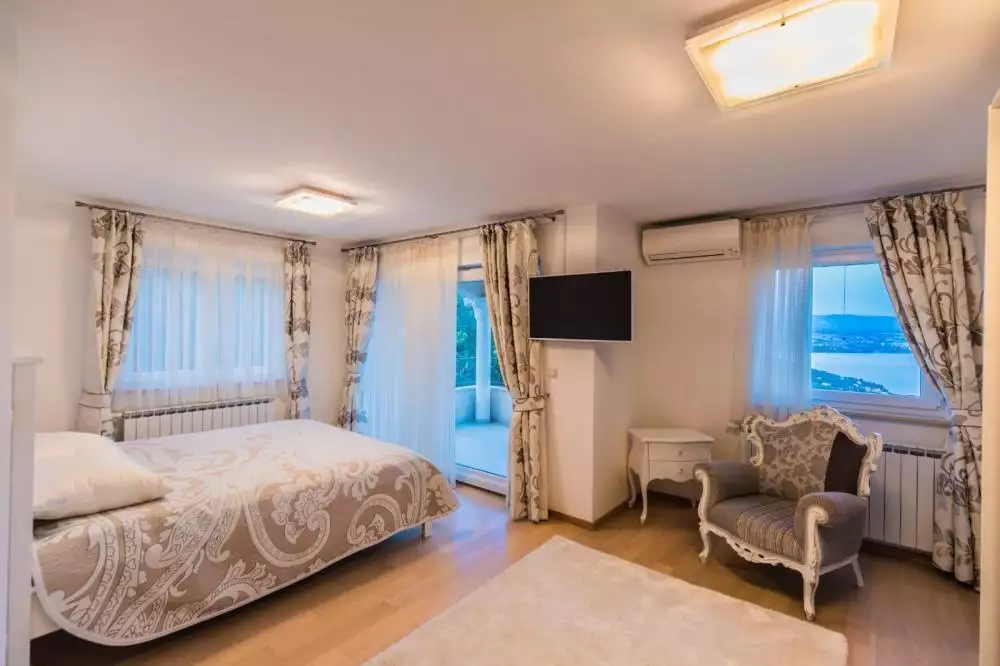 Вилла 267м² в Хорватии, Ловран. Стоимостью 800000€ аренда фото-24