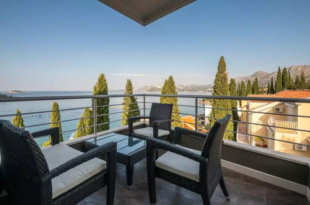 Отель, гостиница 1060м² в Хорватии, Дубровник. Стоимостью 2500000€ аренда фото-2