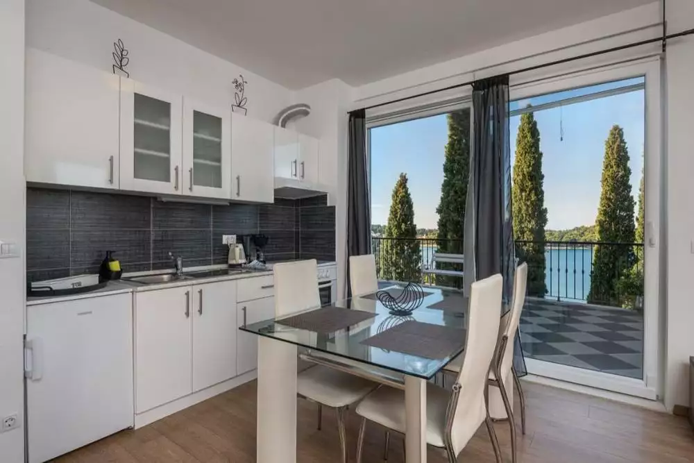 Отель, гостиница 1060м² в Хорватии, Дубровник. Стоимостью 2500000€ аренда фото-3