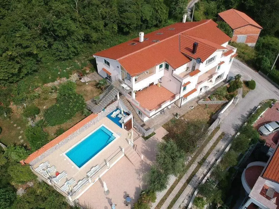 Отель, гостиница 1000м² в Хорватии, Вепринац. Стоимостью 1660000€ аренда фото-11