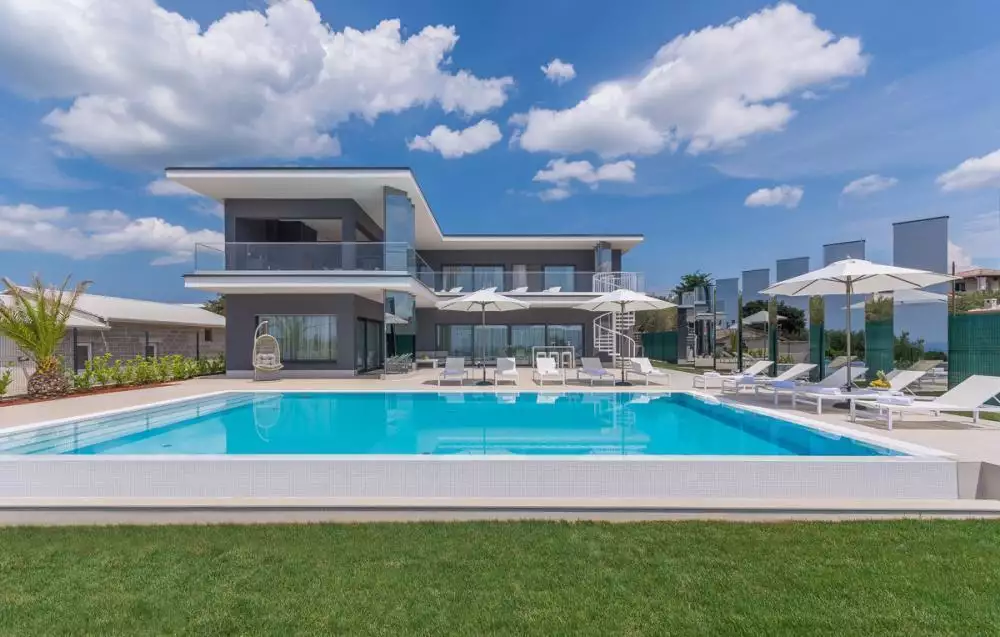 Вилла 400м² в Хорватии, Каштелир. Стоимостью 2690000€ аренда фото-2