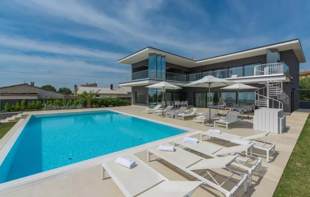 Вилла 400м² в Хорватии, Каштелир. Стоимостью 2690000€ аренда фото-3