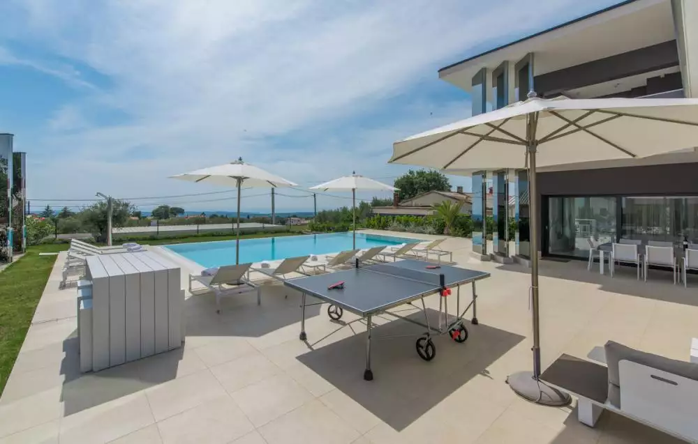 Вилла 400м² в Хорватии, Каштелир. Стоимостью 2690000€ аренда фото-4