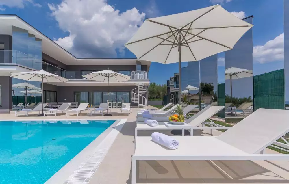 Вилла 400м² в Хорватии, Каштелир. Стоимостью 2690000€ аренда фото-16