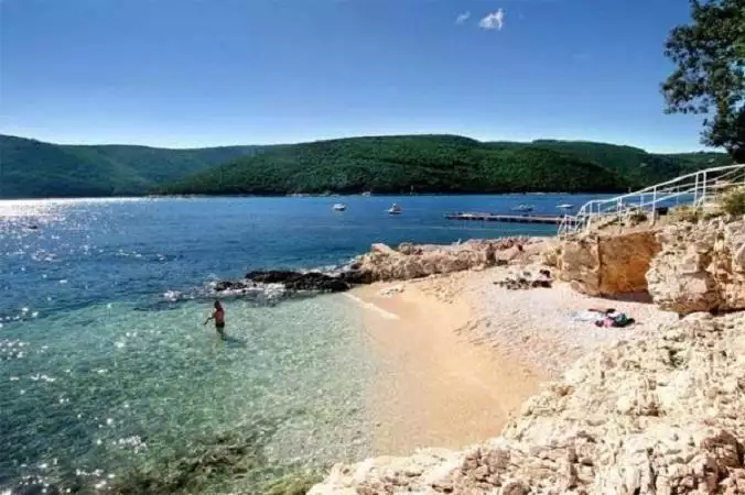 Отель, гостиница 270м² в Хорватии, Рабац. Стоимостью 1200000€ аренда фото-11