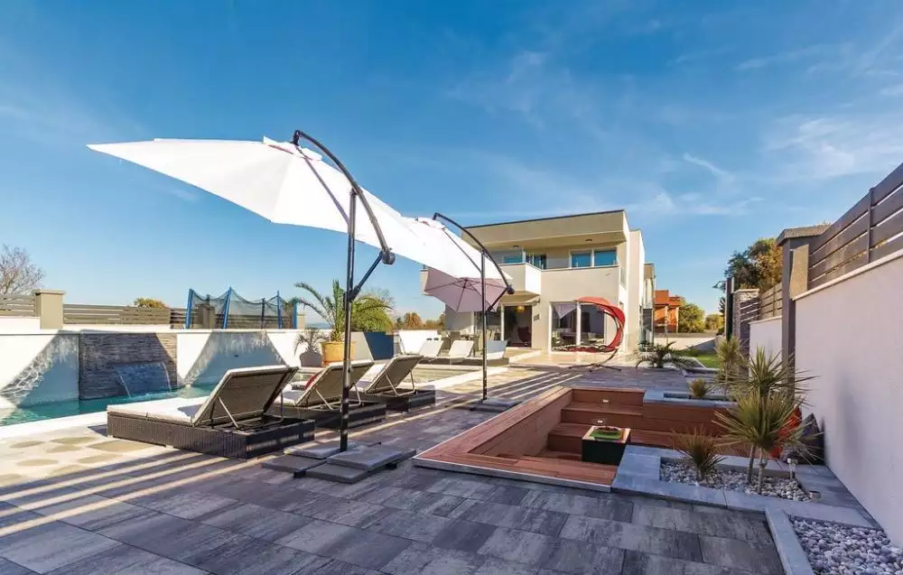 Вилла 350м² в Хорватии, Шишан. Стоимостью 950000€ аренда фото-3