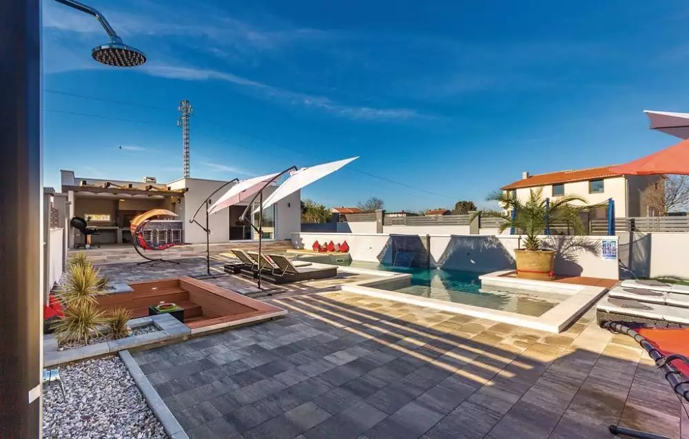 Вилла 350м² в Хорватии, Шишан. Стоимостью 950000€ аренда фото-11