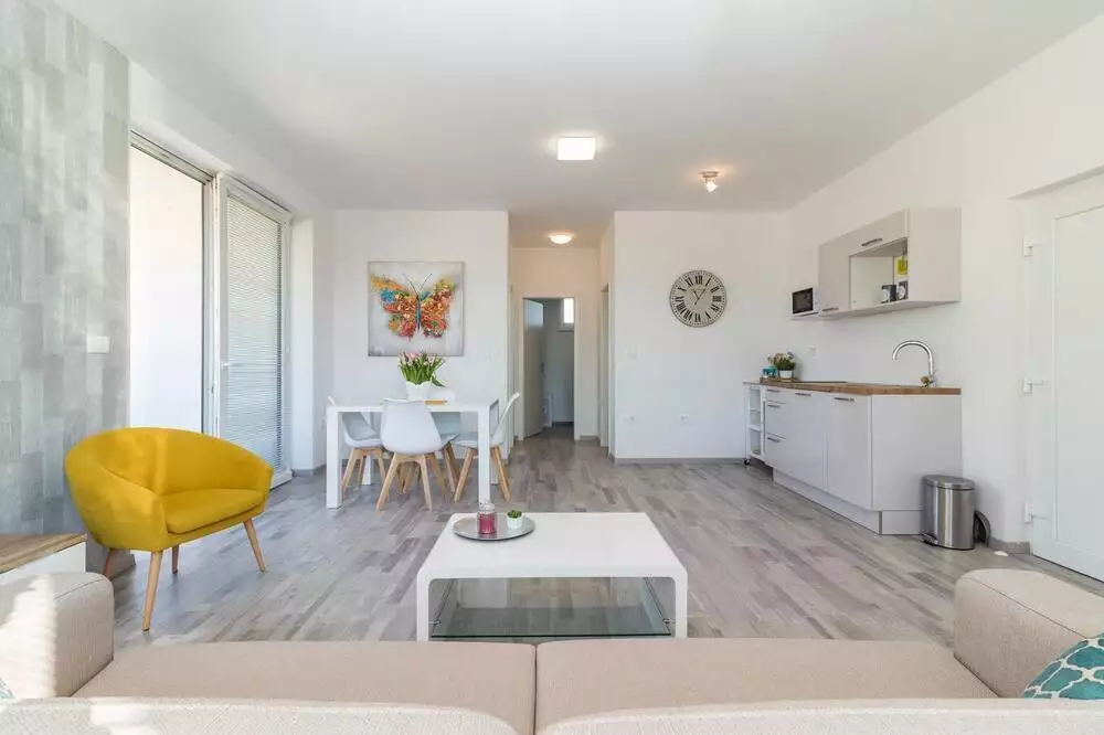Отель, гостиница 440м² в Хорватии, Медулин. Стоимостью 2000000€ аренда фото-7