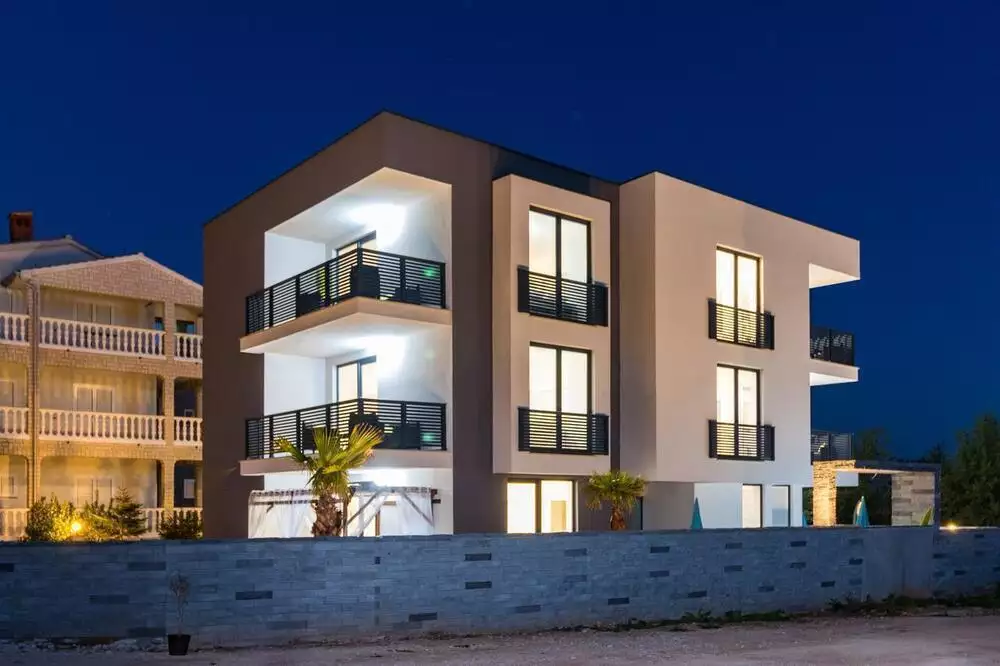 Отель, гостиница 440м² в Хорватии, Медулин. Стоимостью 2000000€ аренда фото-14