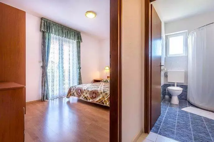 Отель, гостиница 1000м² в Хорватии, Пула. Стоимостью 2178000€ аренда фото-2