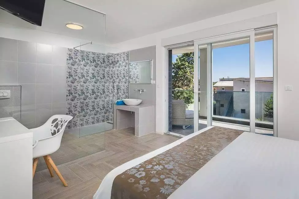 Вилла 380м² в Хорватии, Рогозница. Стоимостью 1200000€ аренда фото-16