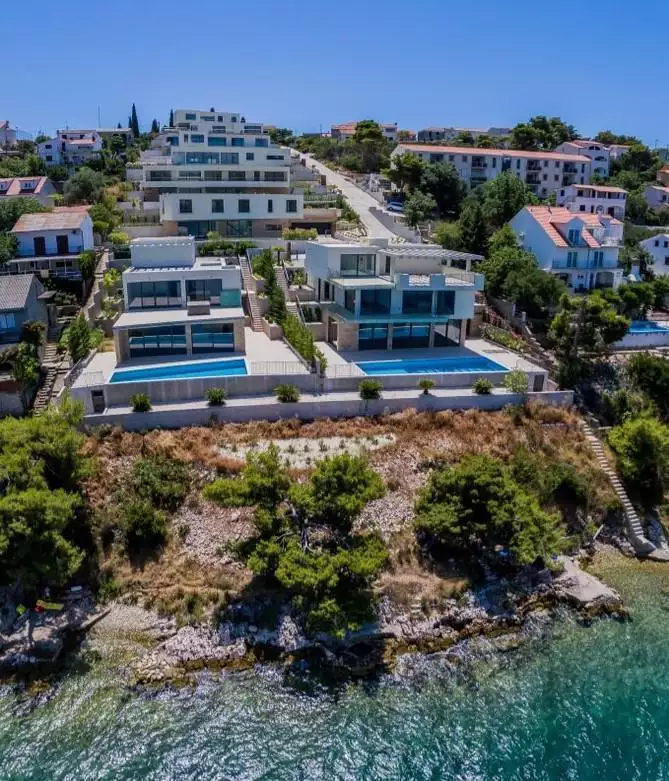 Вилла 326м² в Хорватии, Чиово. Стоимостью 1700000€ аренда фото-2