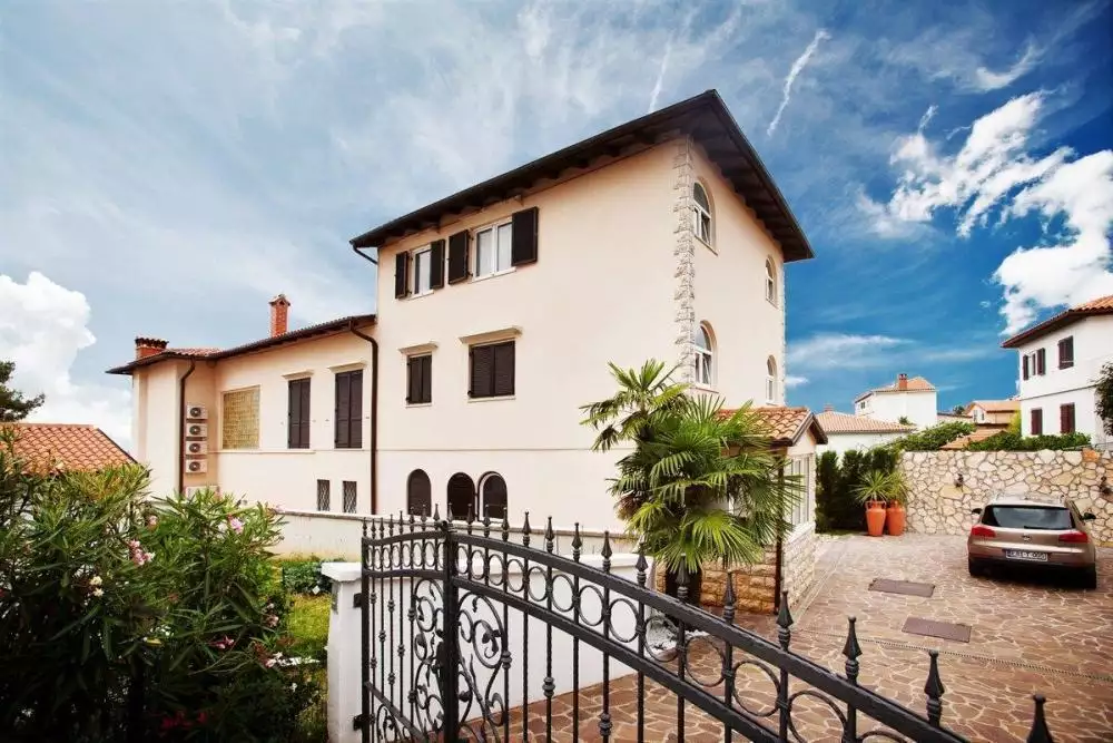 Вилла 480м² в Хорватии, Умаг. Стоимостью 2000000€ аренда фото-14