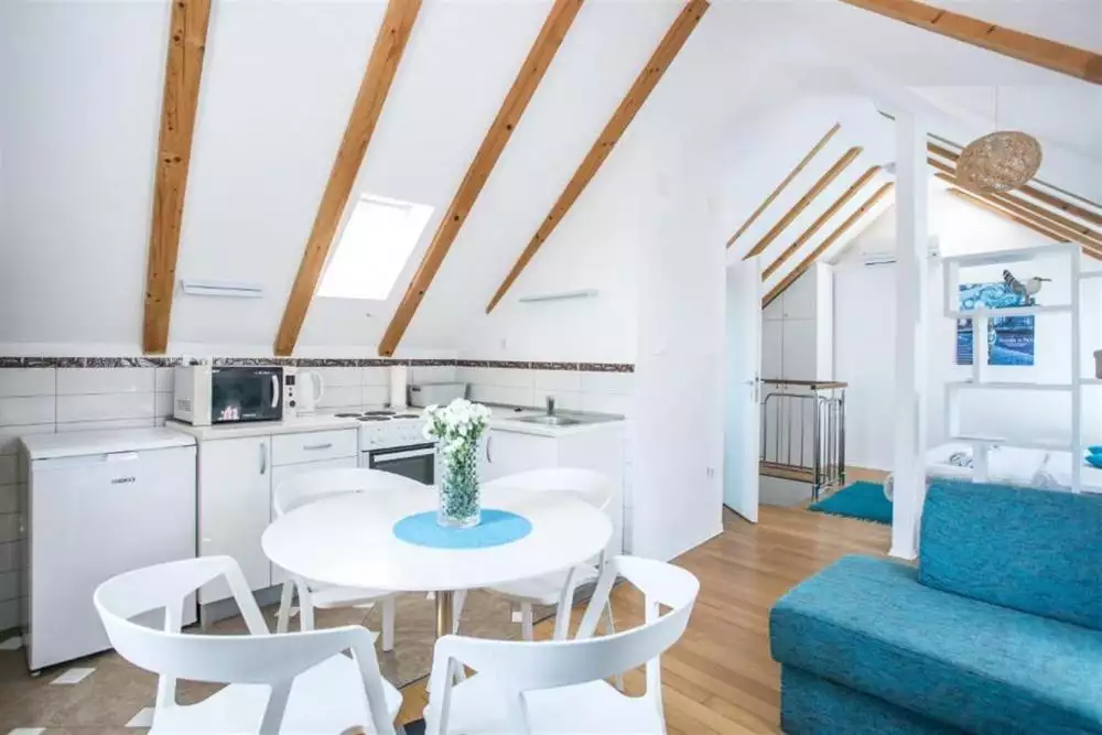 Отель, гостиница 180м² в Хорватии, Трогир. Стоимостью 550000€ аренда фото-2