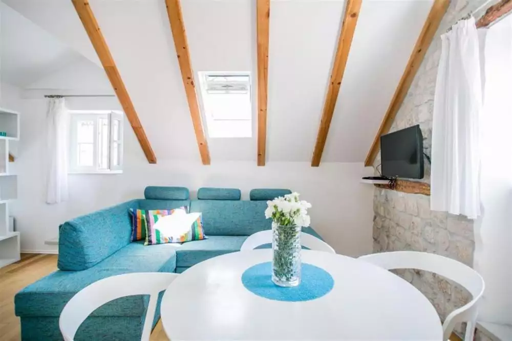 Отель, гостиница 180м² в Хорватии, Трогир. Стоимостью 550000€ аренда фото-7