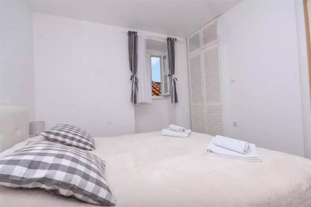 Отель, гостиница 180м² в Хорватии, Трогир. Стоимостью 550000€ аренда фото-15