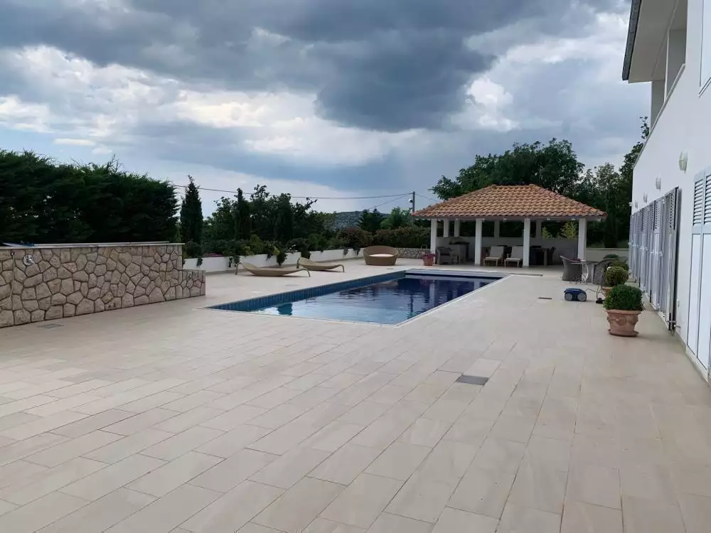 Вилла 600м² в Хорватии, Цриквеница. Стоимостью 1750000€ аренда фото-6