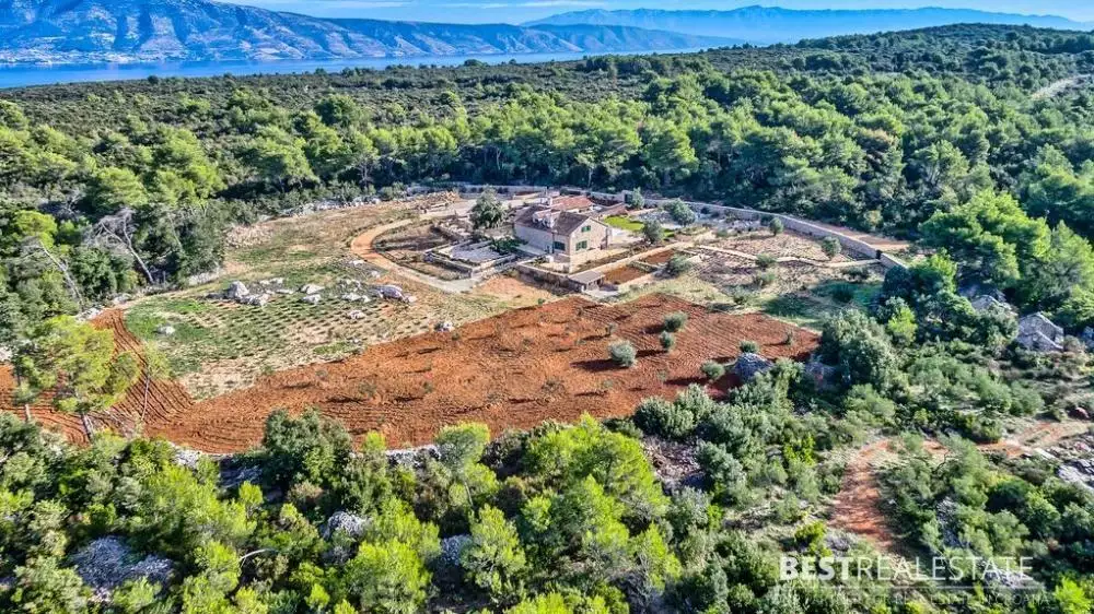 Вилла 350м² в Хорватии, Хвар. Стоимостью 3650000€ аренда фото-12