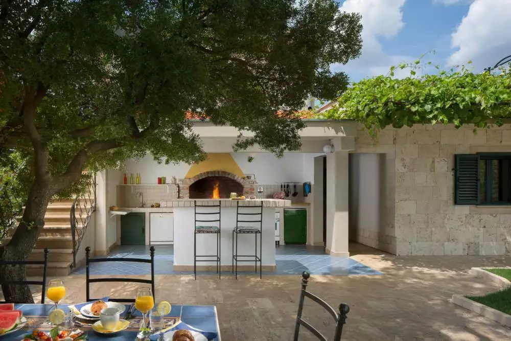 Вилла 690м² в Хорватии, Трогир. Стоимостью 2500000€ аренда фото-17