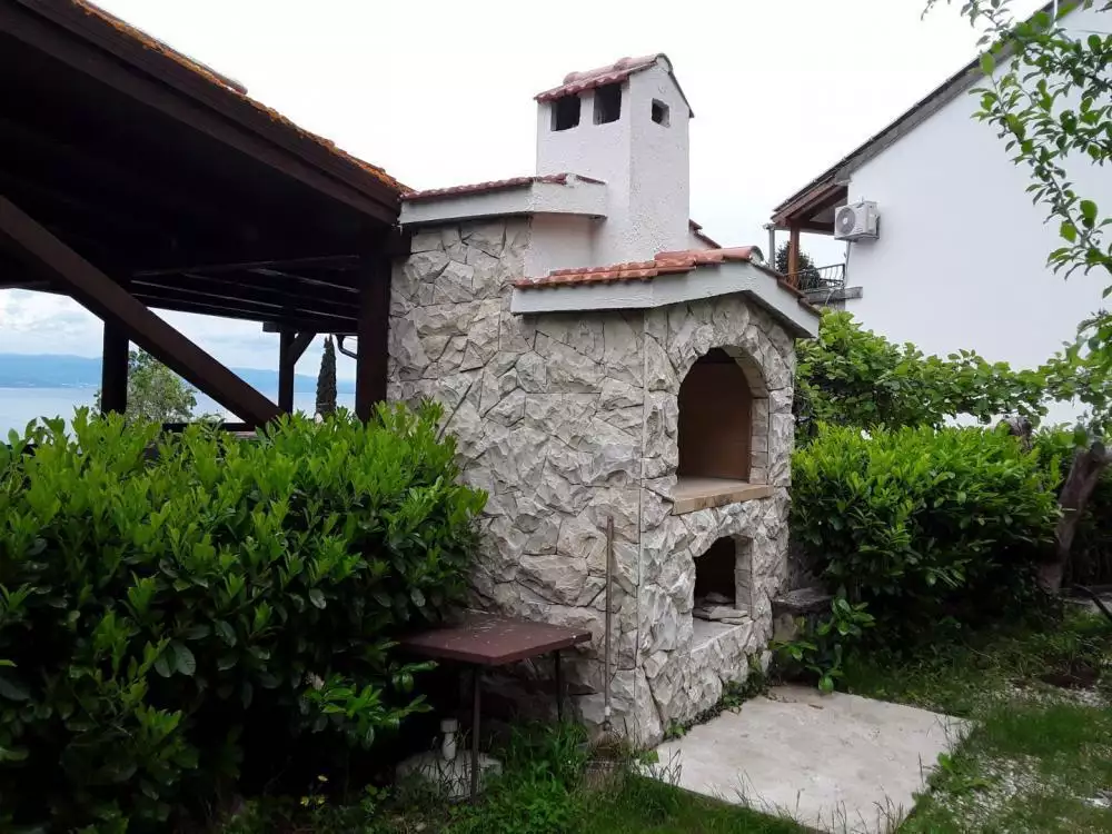 Отель, гостиница 300м² в Хорватии, Ловран. Стоимостью 986000€ аренда фото-2