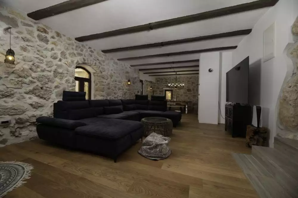 Вилла 240м² в Хорватии, Малинска. Стоимостью 1200000€ аренда фото-20