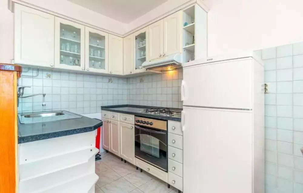 Отель, гостиница 610м² в Хорватии, Цриквеница. Стоимостью 1038000€ аренда фото-13
