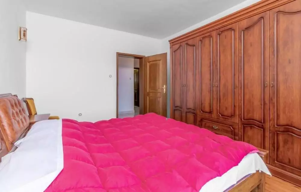 Отель, гостиница 610м² в Хорватии, Цриквеница. Стоимостью 1038000€ аренда фото-17