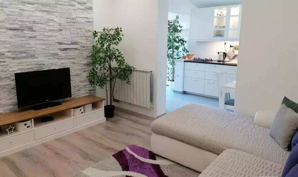 Отель, гостиница 460м² в Хорватии, Хвар. Стоимостью 2000000€ аренда фото-2