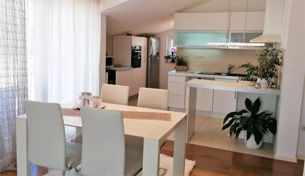 Отель, гостиница 460м² в Хорватии, Хвар. Стоимостью 2000000€ аренда фото-7