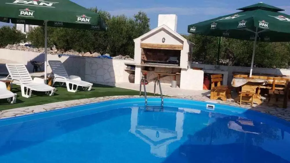 Отель, гостиница 255м² в Хорватии, Рогозница. Стоимостью 585000€ аренда фото-13