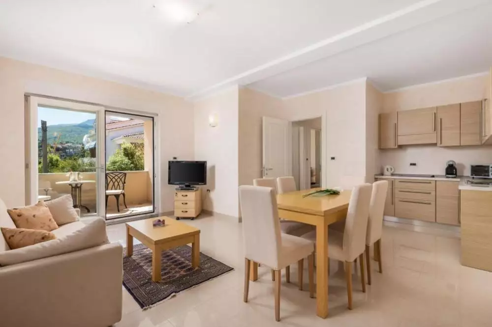 Отель, гостиница 1500м² в Хорватии, Ичичи. Стоимостью 7900000€ аренда фото-10