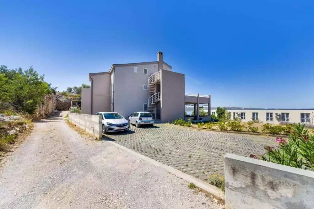 Отель, гостиница 399м² в Хорватии, Новиград. Стоимостью 850000€ аренда фото-11