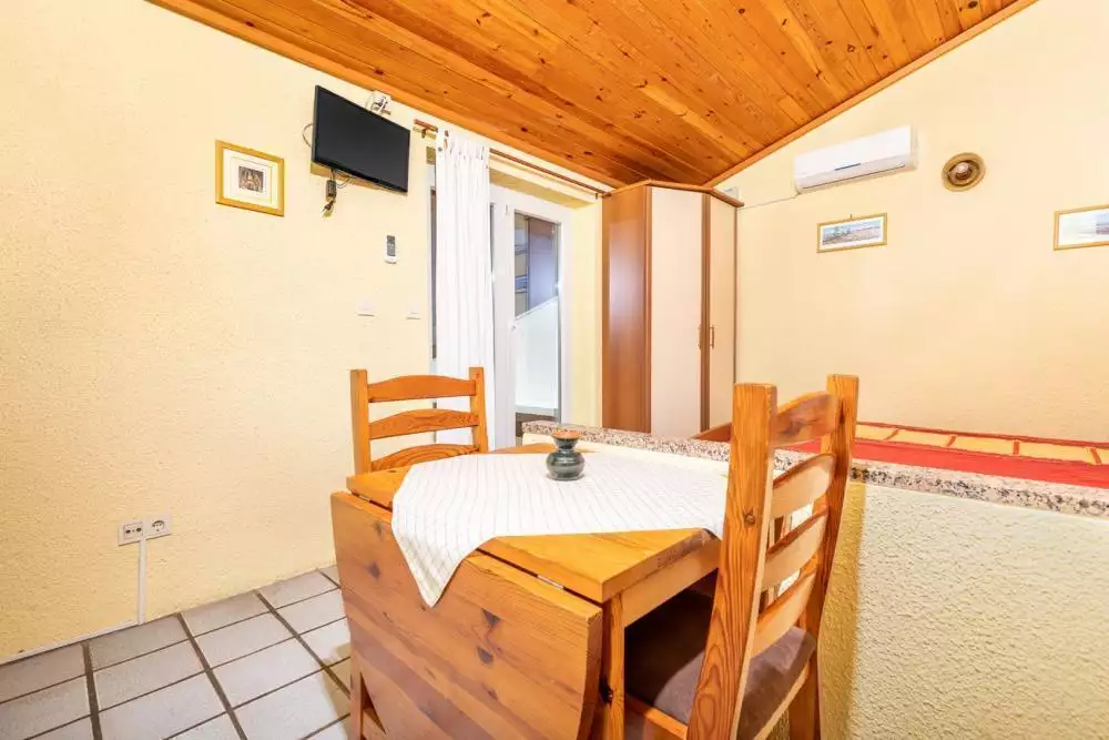 Отель, гостиница 450м² в Хорватии, Пунат. Стоимостью 2300000€ аренда фото-10