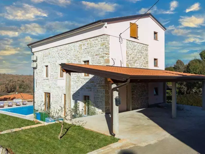 Вилла 240м² в Хорватии, Умаг. Стоимостью 690000€ аренда фото-3