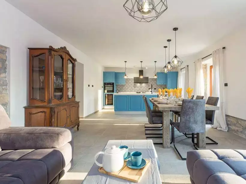 Вилла 240м² в Хорватии, Умаг. Стоимостью 690000€ аренда фото-4