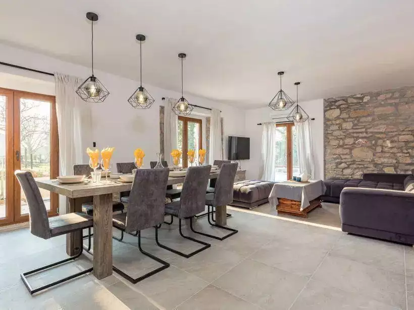 Вилла 240м² в Хорватии, Умаг. Стоимостью 690000€ аренда фото-9
