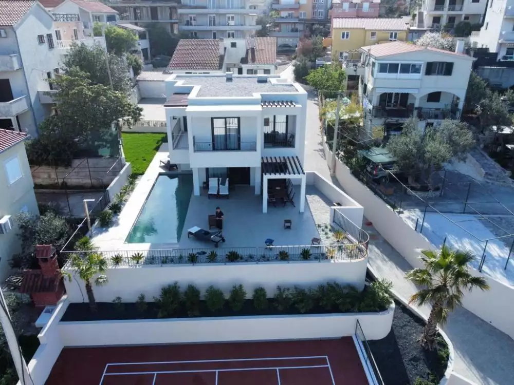 Вилла 240м² в Хорватии, Чиово. Стоимостью 1350000€ аренда фото-10