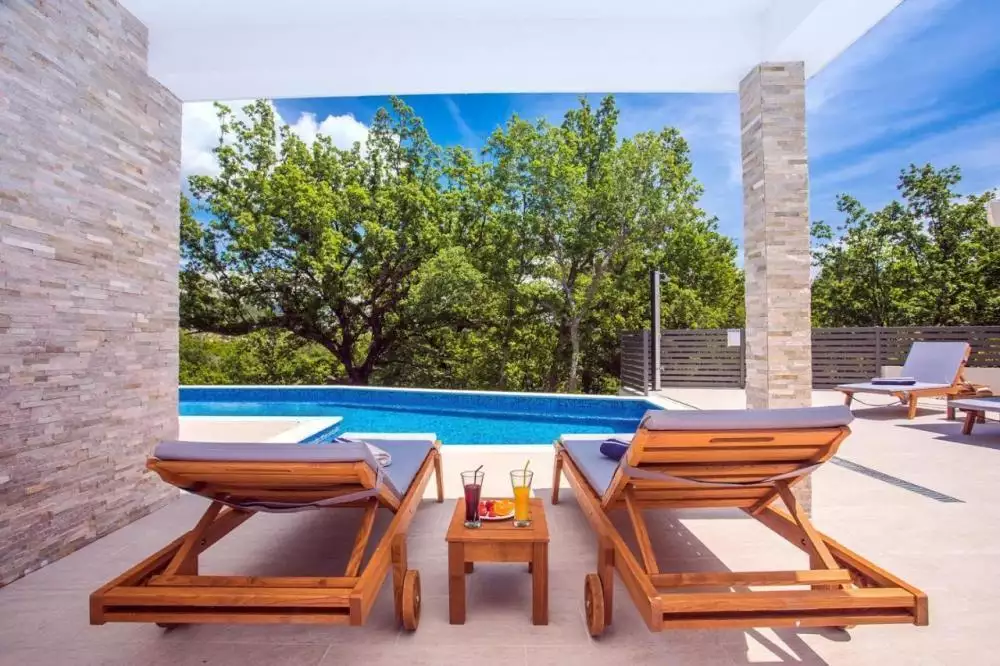 Вилла 250м² в Хорватии, Омиш. Стоимостью 1500000€ аренда фото-3
