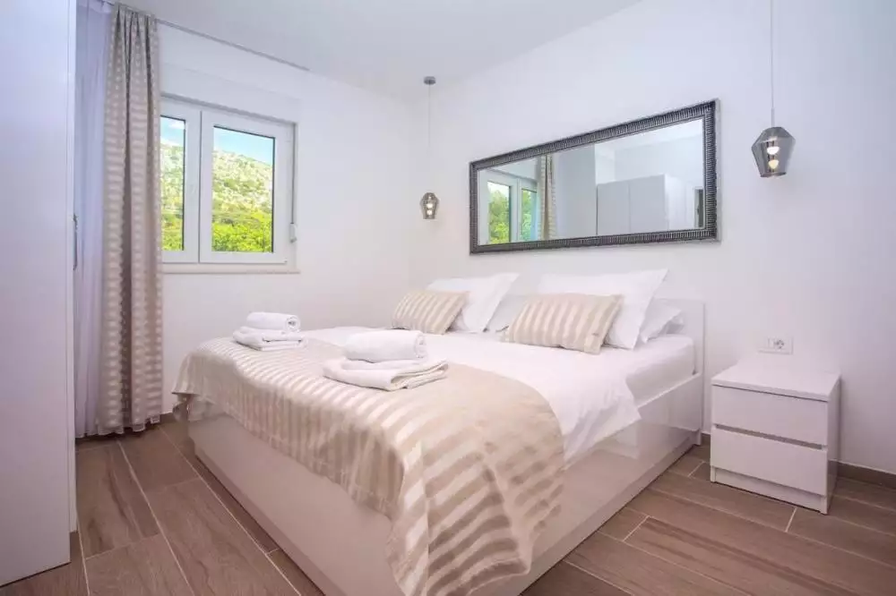 Вилла 250м² в Хорватии, Омиш. Стоимостью 1500000€ аренда фото-18