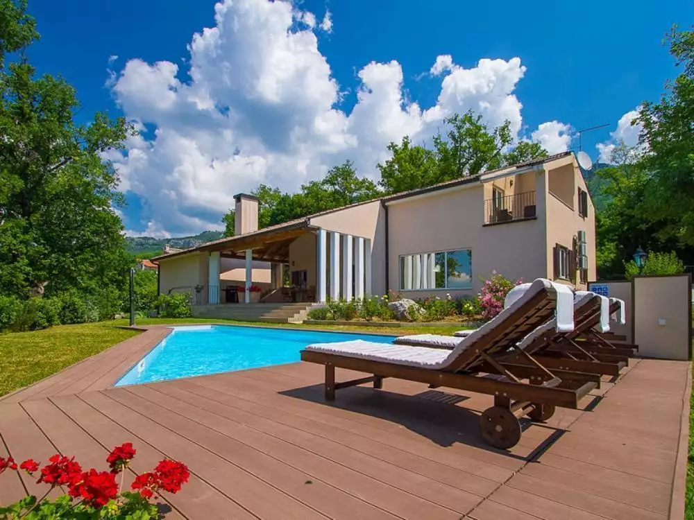 Вилла 285м² в Хорватии, Бузет. Стоимостью 630000€ аренда фото-2