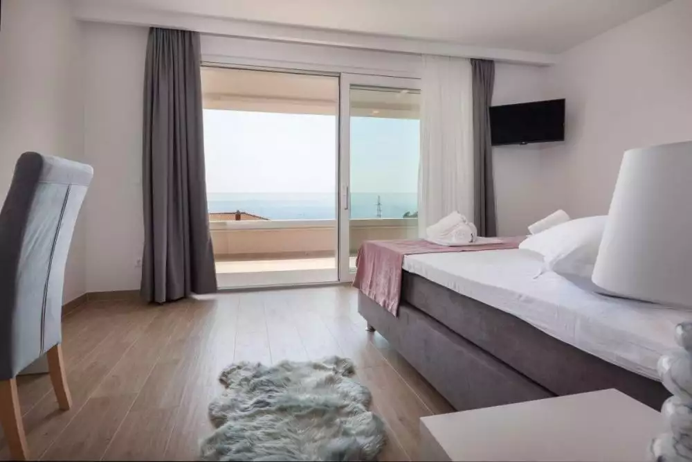 Вилла 300м² в Хорватии, Макарска. Стоимостью 880000€ аренда фото-16