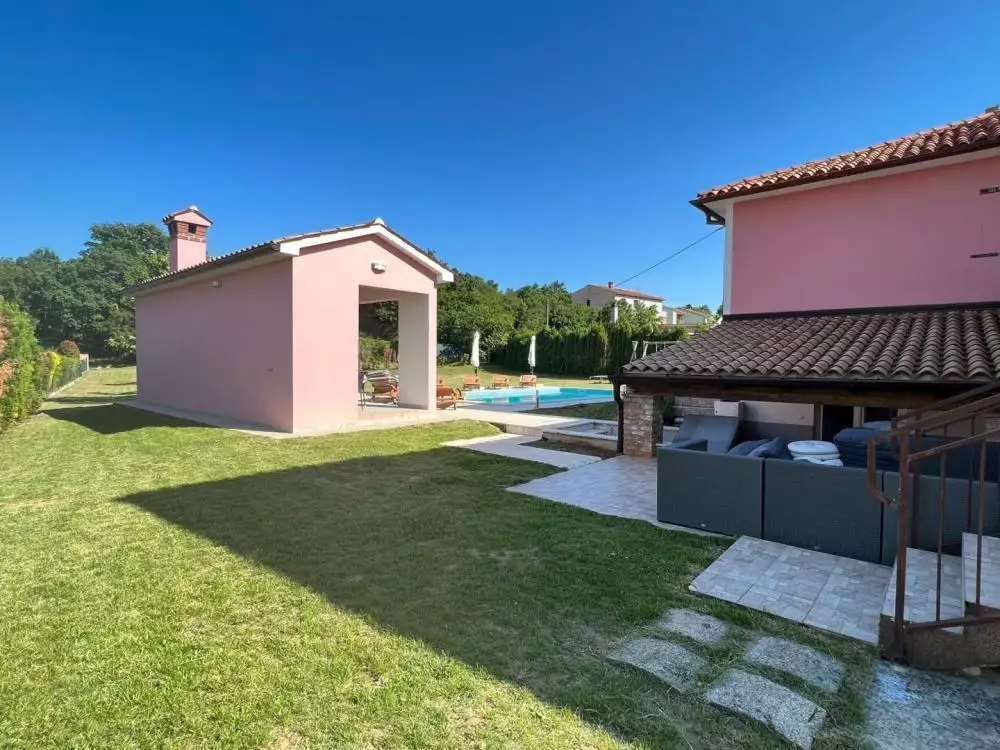 Вилла 320м² в Хорватии, Лабин. Стоимостью 560000€ аренда фото-4