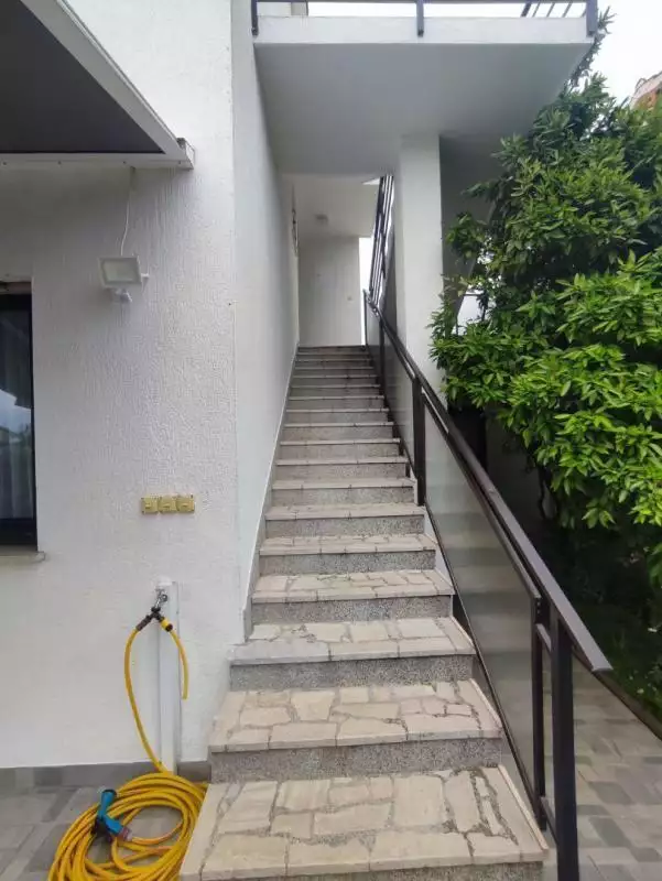 Отель, гостиница 273м² в Хорватии, Медулин. Стоимостью 800000€ аренда фото-14