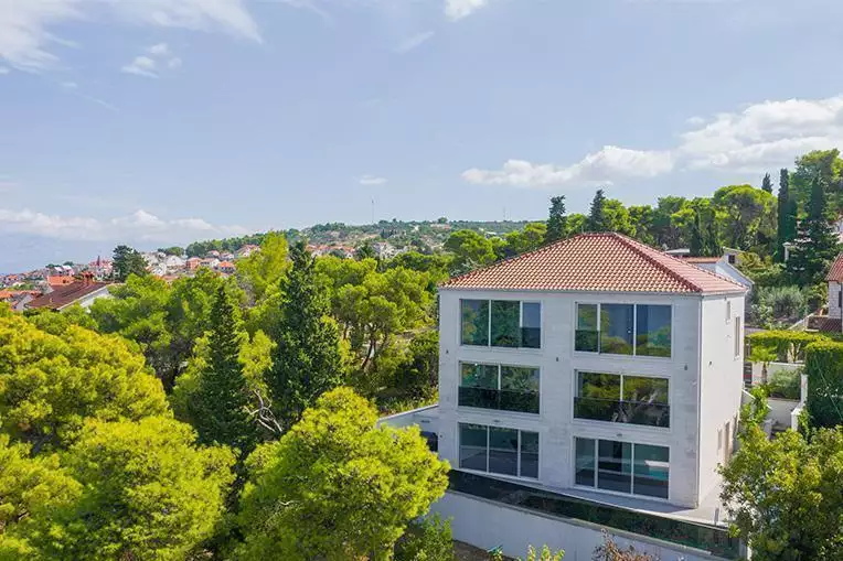 Вилла 399м² в Хорватии, Постира. Стоимостью 1600000€ аренда фото-3