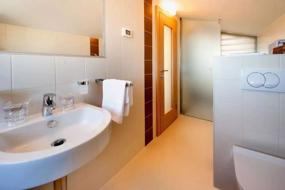 Отель, гостиница 164м² в Хорватии, Врсар. Стоимостью 3650000€ аренда фото-9